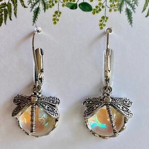 Adorable dragonfly cabachon earrings